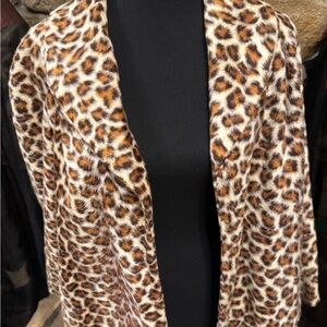 Elegant Leopard Print Faux Fur Wrap